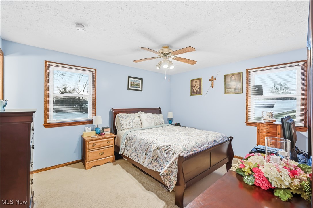 1881 Cliff Drive Salem OH 44460