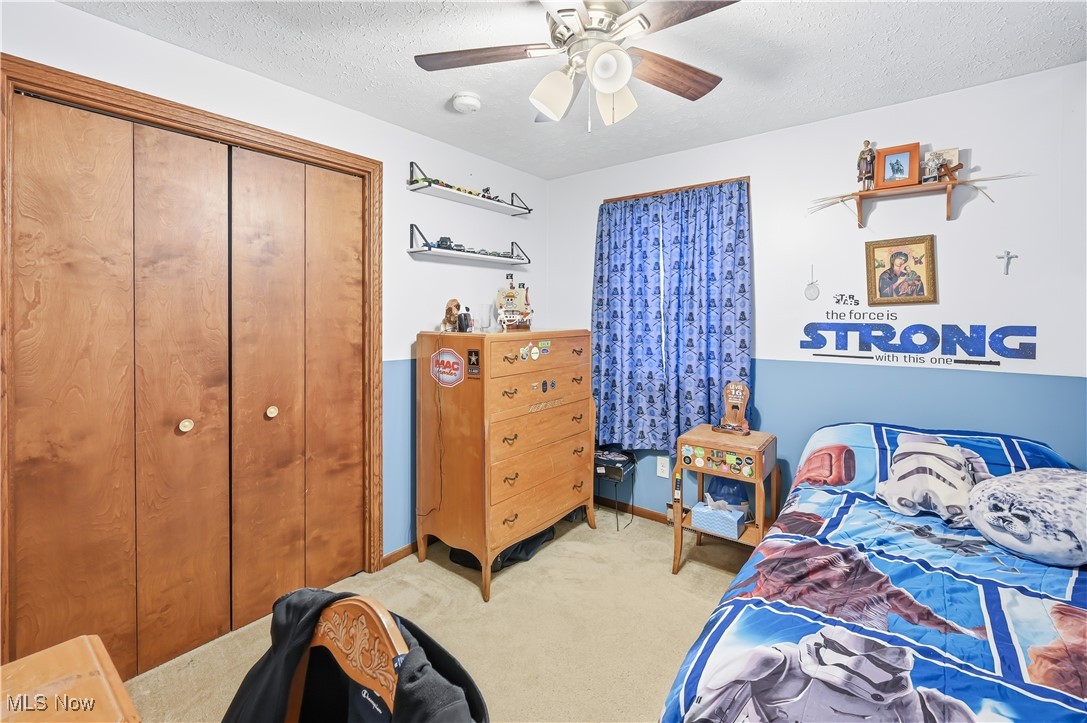 1881 Cliff Drive Salem OH 44460