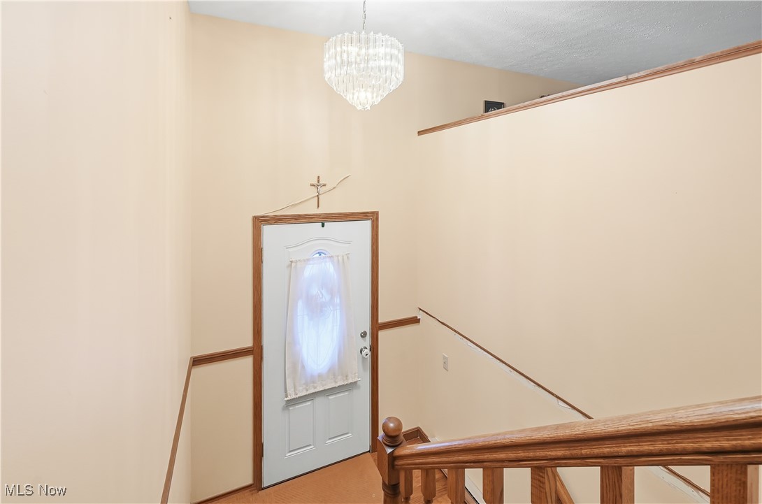 1881 Cliff Drive Salem OH 44460