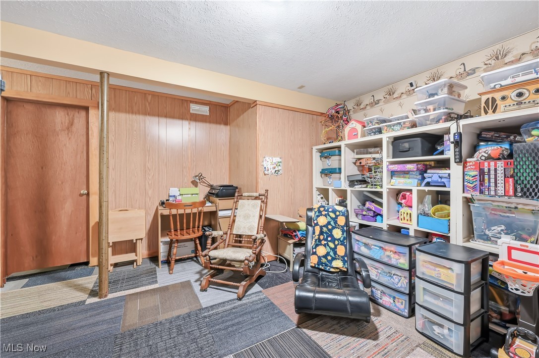 1881 Cliff Drive Salem OH 44460