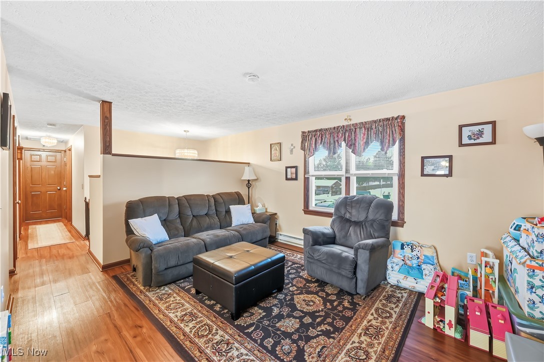 1881 Cliff Drive Salem OH 44460