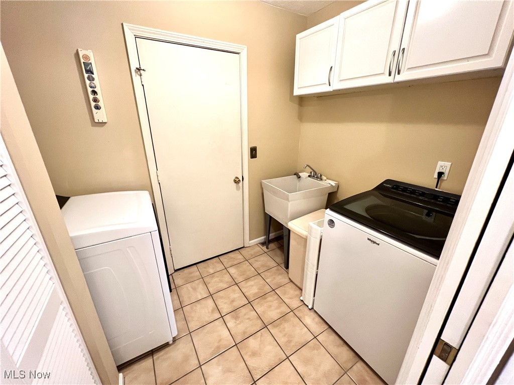 16604 Southview Lane Strongsville OH 44136