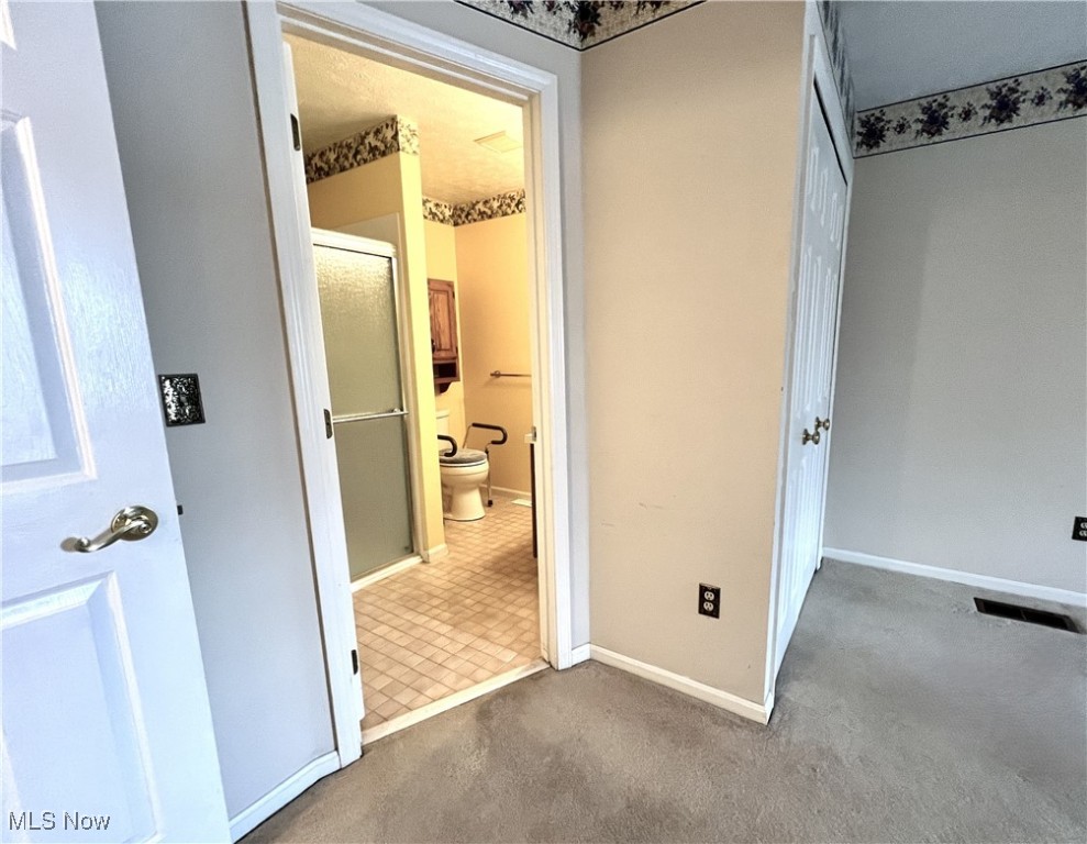 16604 Southview Lane Strongsville OH 44136