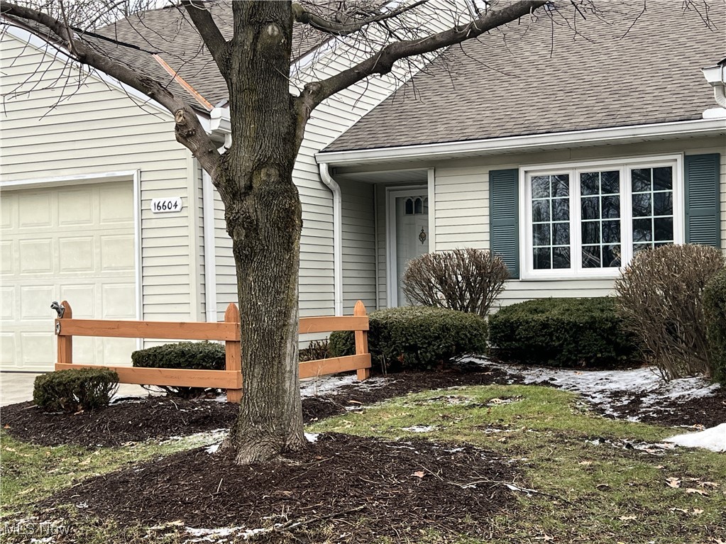 16604 Southview Lane Strongsville OH 44136