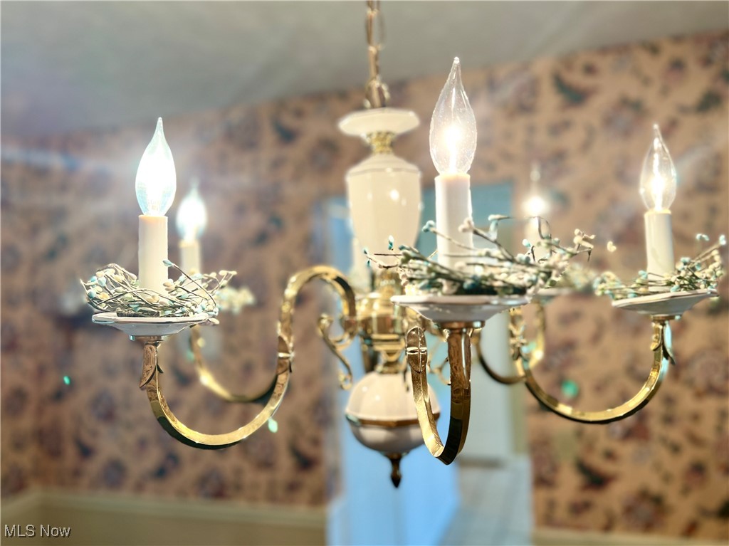 16604 Southview Lane Strongsville OH 44136