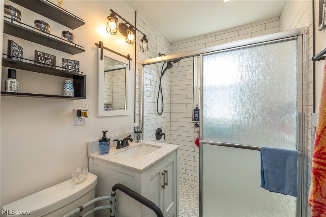 7325 Traymore Avenue Brooklyn OH 44144