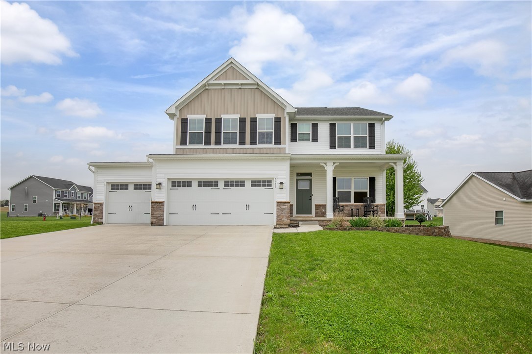 2735 Forestview Street NE Canton OH 44721