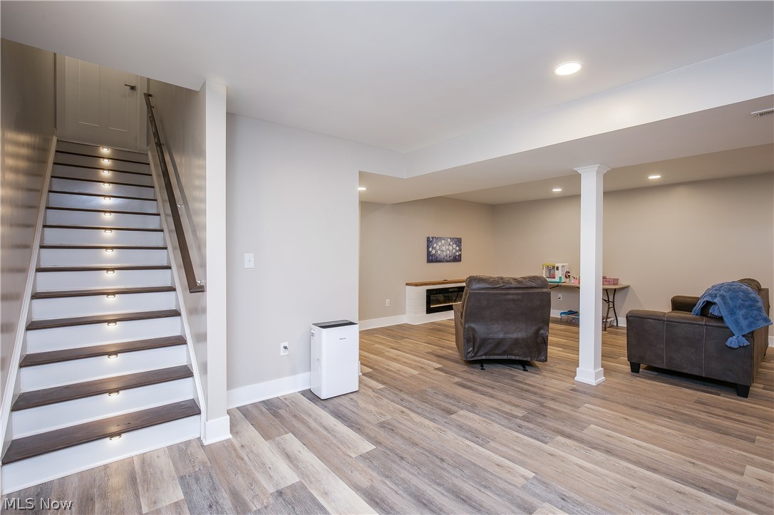 2735 Forestview Street NE Canton OH 44721