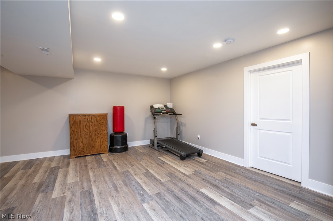 2735 Forestview Street NE Canton OH 44721