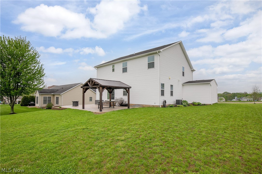 2735 Forestview Street NE Canton OH 44721