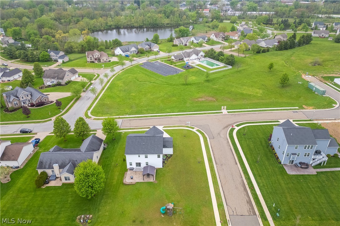 2735 Forestview Street NE Canton OH 44721