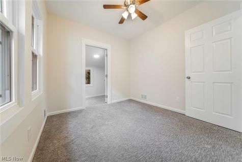 4211 Sackett Avenue Cleveland OH 44109
