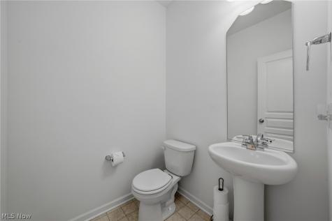 183 Nottingham Way Wadsworth OH 44281