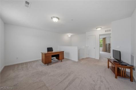 183 Nottingham Way Wadsworth OH 44281