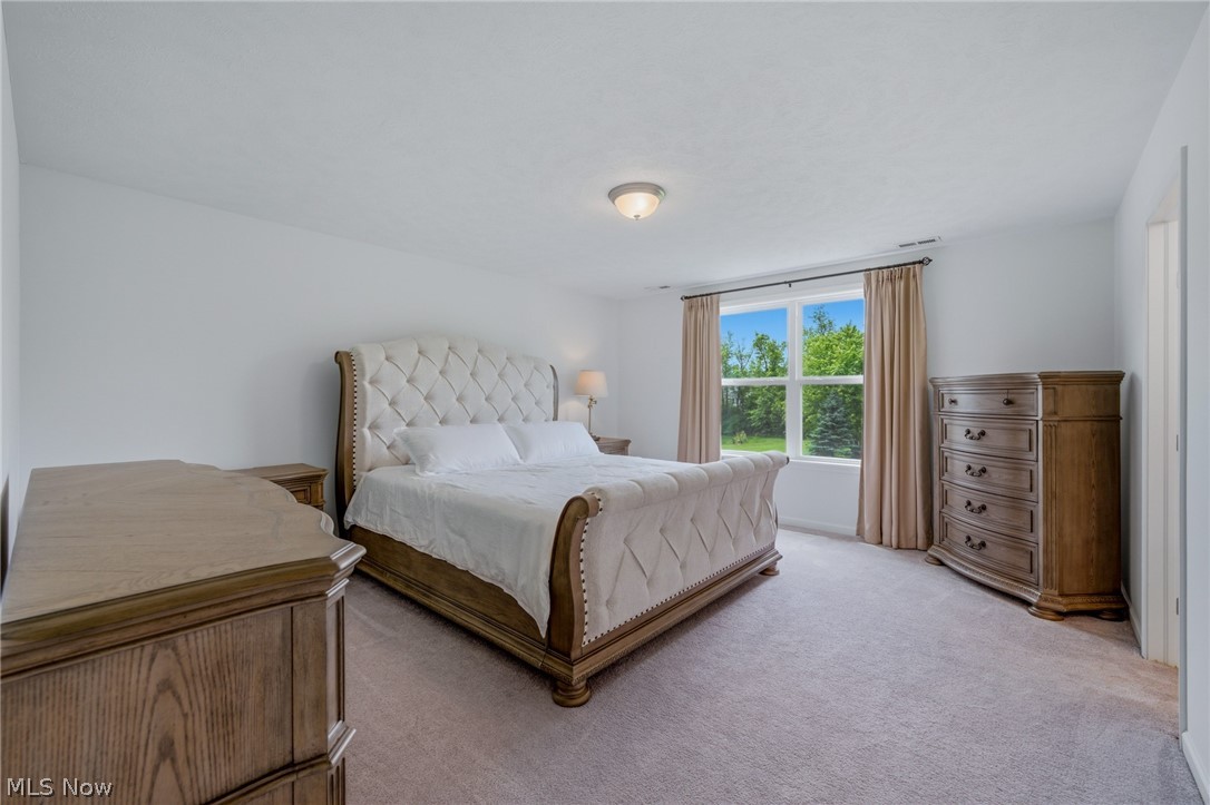183 Nottingham Way Wadsworth OH 44281