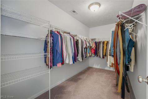 183 Nottingham Way Wadsworth OH 44281