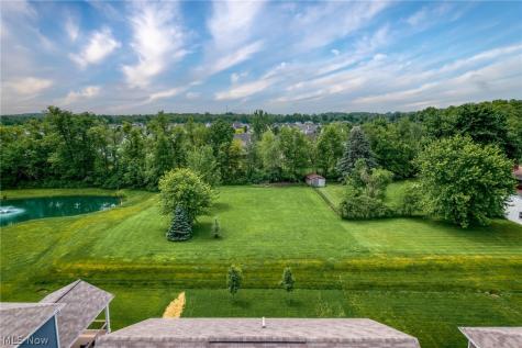183 Nottingham Way Wadsworth OH 44281