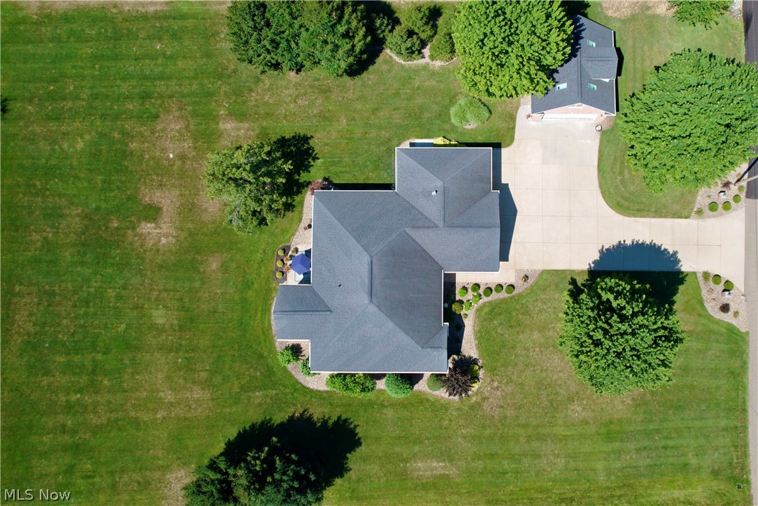 5044 Sunset Boulevard Road NW Strasburg OH 44680