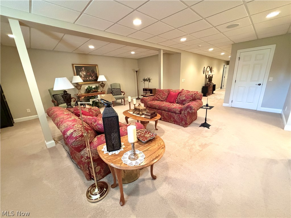 5044 Sunset Boulevard Road NW Strasburg OH 44680