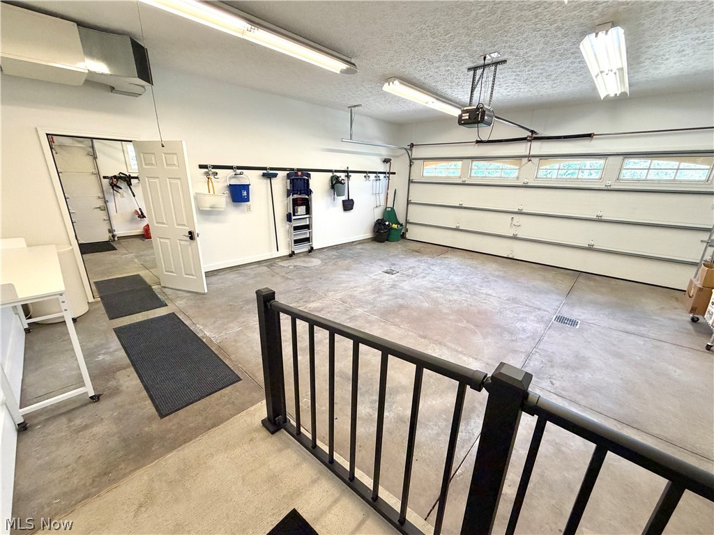 5044 Sunset Boulevard Road NW Strasburg OH 44680