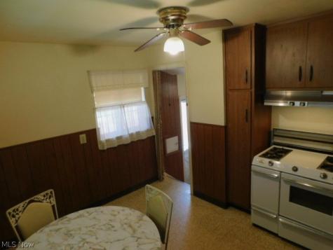 12705 Crossburn Avenue Cleveland OH 44135