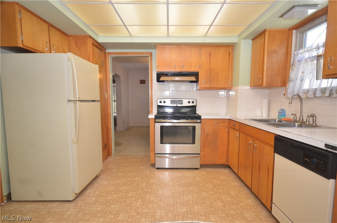 2481 4th Street Cuyahoga Falls OH 44221