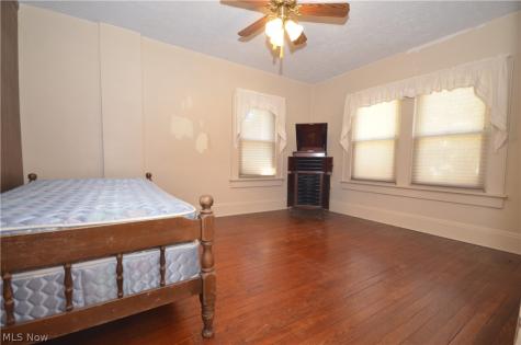 2481 4th Street Cuyahoga Falls OH 44221