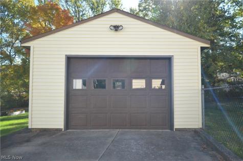 2481 4th Street Cuyahoga Falls OH 44221