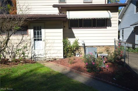 2481 4th Street Cuyahoga Falls OH 44221