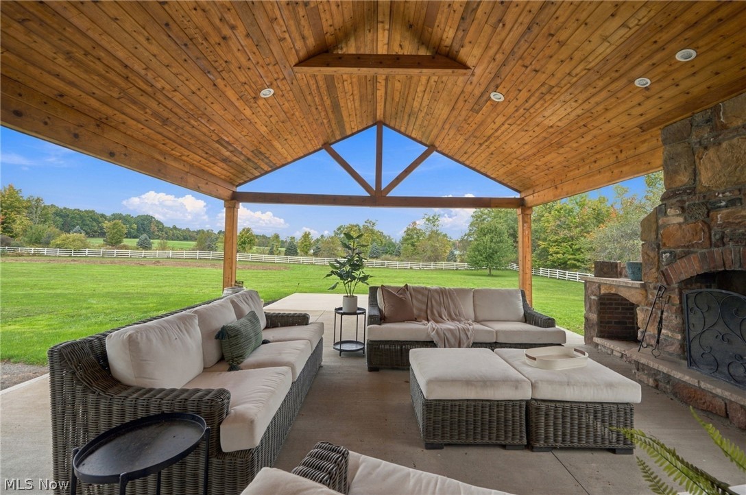17444 Ravenna Road Chagrin Falls OH 44023