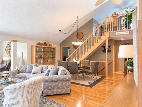 12546 Woodberry Lane Strongsville OH 44149