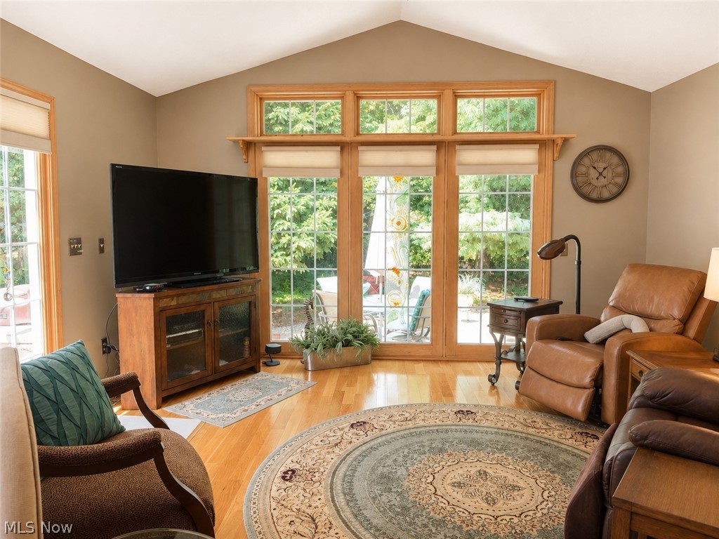 12546 Woodberry Lane Strongsville OH 44149