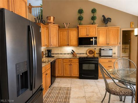 12546 Woodberry Lane Strongsville OH 44149