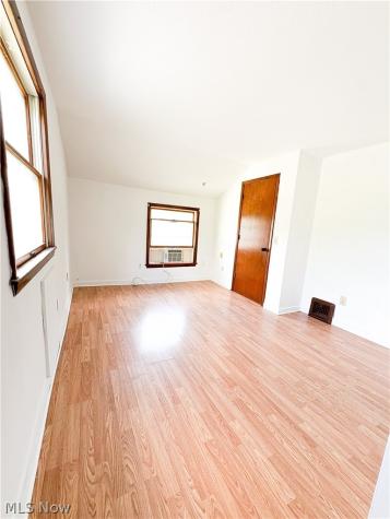 81 S Pleasant Street Oberlin OH 44074