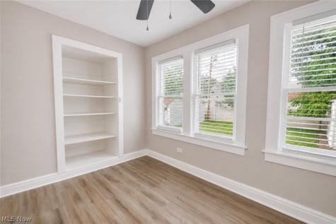 19151 Pasnow Avenue Euclid OH 44119