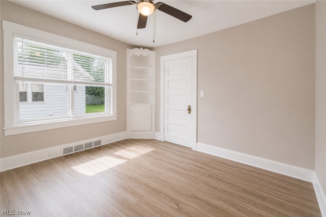 19151 Pasnow Avenue Euclid OH 44119