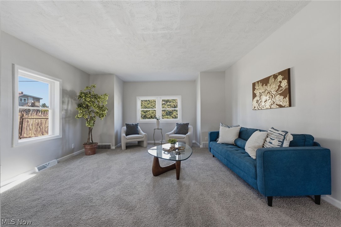61 E Columbia Street Alliance OH 44601