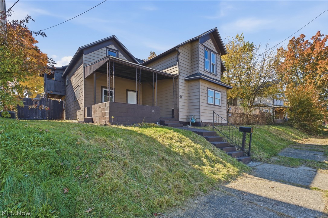61 E Columbia Street Alliance OH 44601