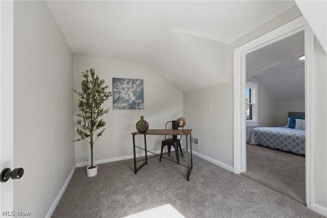 61 E Columbia Street Alliance OH 44601
