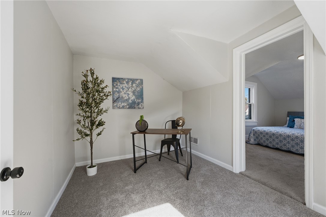 61 E Columbia Street Alliance OH 44601