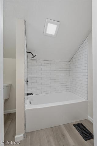 61 E Columbia Street Alliance OH 44601