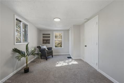 61 E Columbia Street Alliance OH 44601