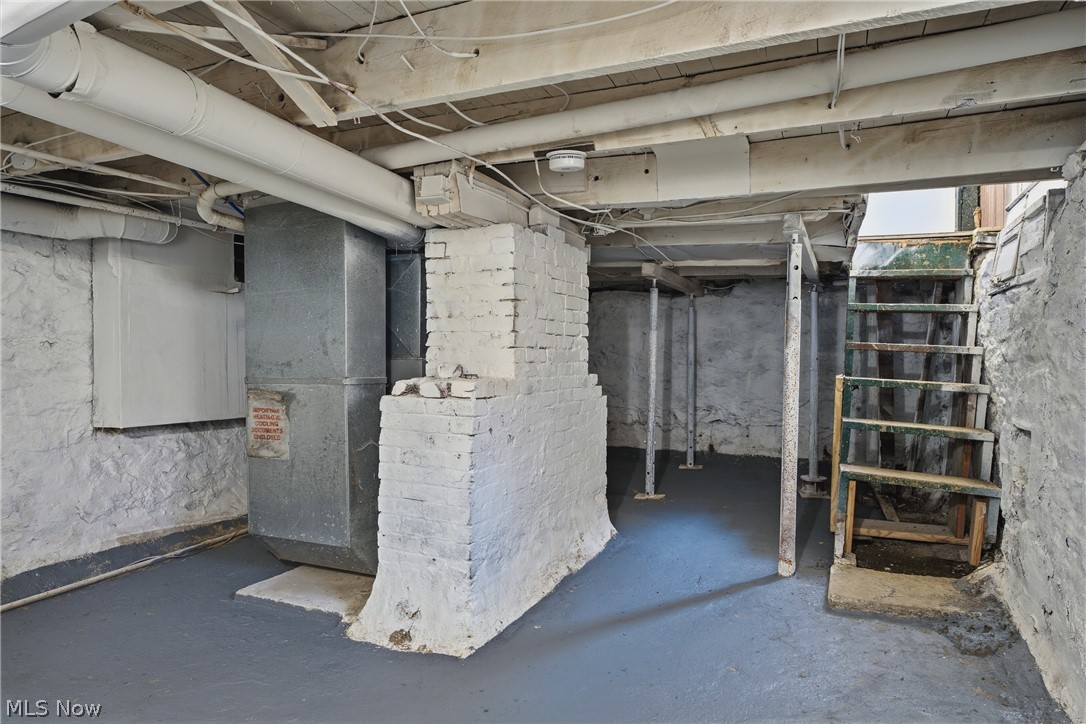 61 E Columbia Street Alliance OH 44601
