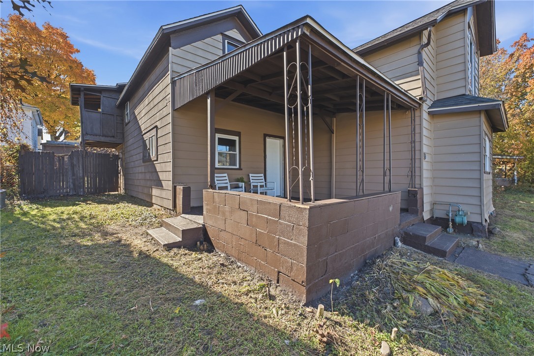 61 E Columbia Street Alliance OH 44601