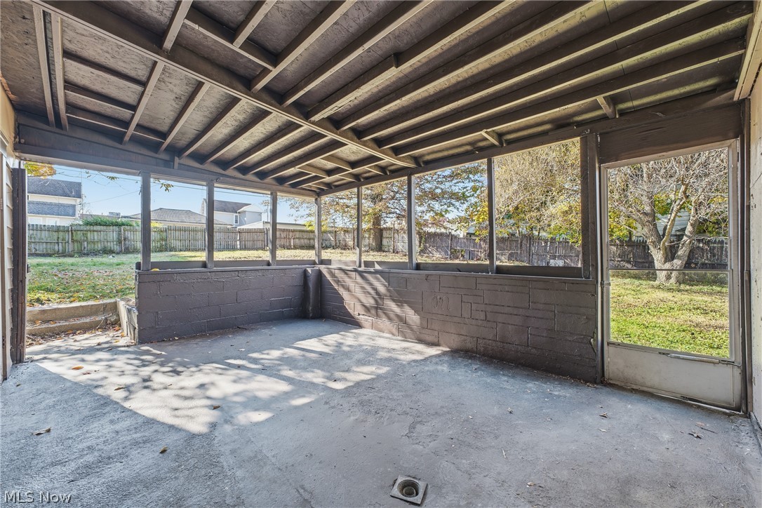 61 E Columbia Street Alliance OH 44601