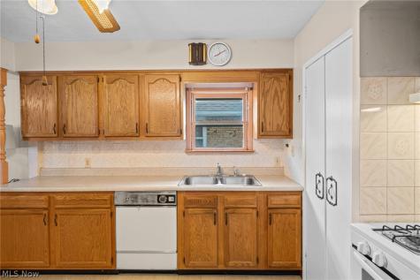5701 Wichita Avenue Cleveland OH 44144