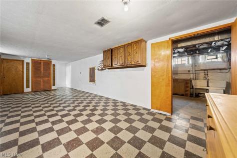 5701 Wichita Avenue Cleveland OH 44144