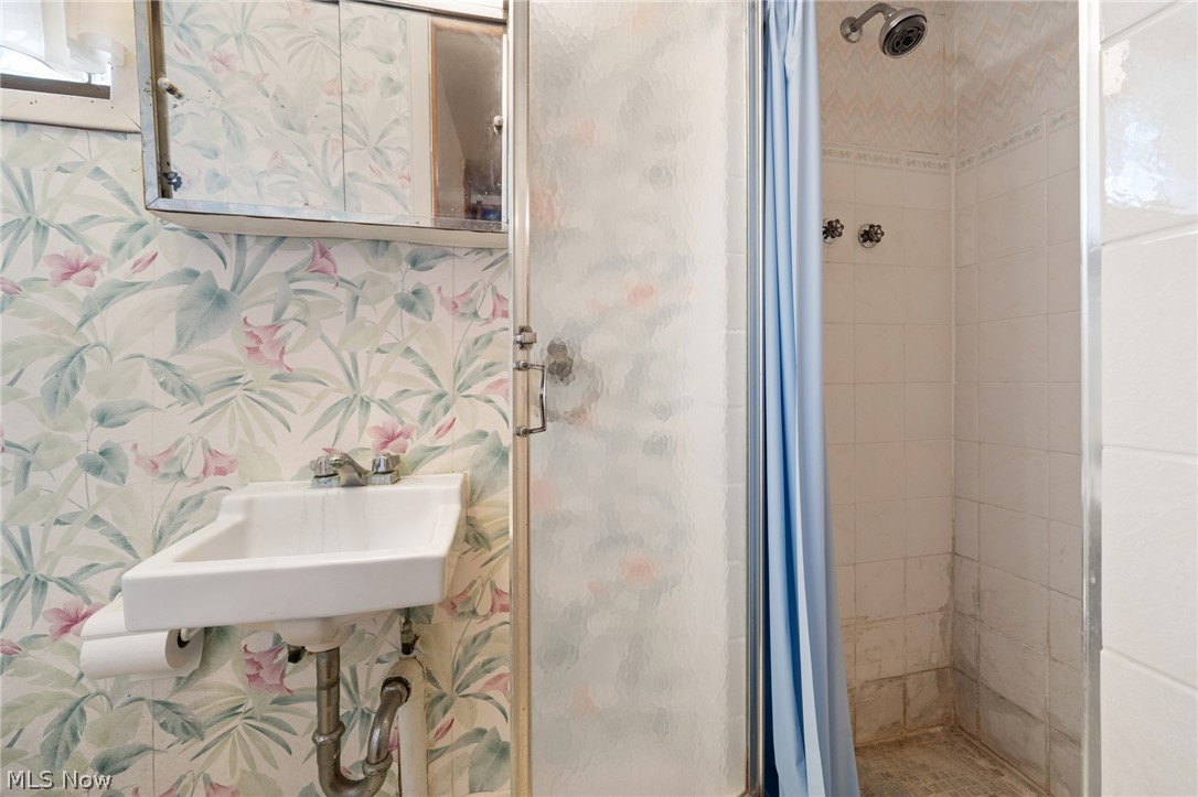 5701 Wichita Avenue Cleveland OH 44144