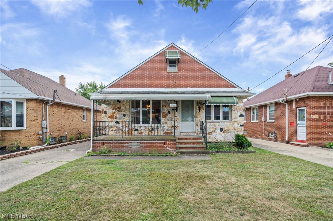 5701 Wichita Avenue Cleveland OH 44144