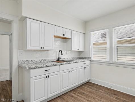 10922 Sandusky Avenue Cleveland OH 44105
